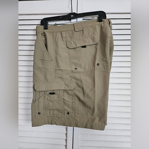 MENS ACTIVEWEAR SHORTS SIZE 40 - Picture 1 of 8